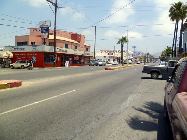 P1000621 Random Ensenada